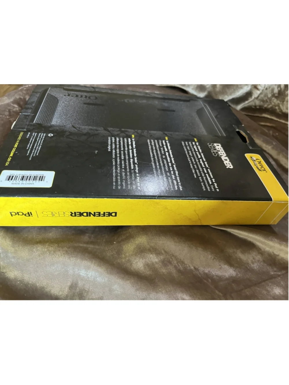 NEW OTTERBOX DEFENDER SERIES IPAD 1ST GENERATION BLACK APL2-IPAD1-WITH CUP